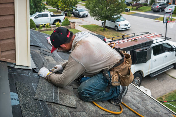 Professional Roofing technician working in Fernwood, ID
